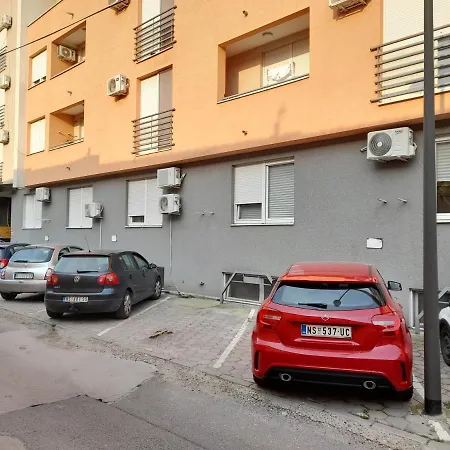 Nikola Ns Apartament *