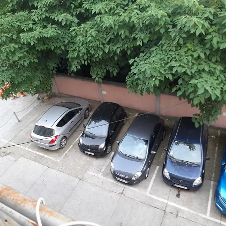 Nikola Ns Apartament *